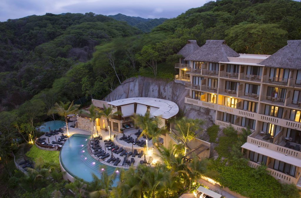 Los 10 Mejores Hoteles Todo Incluido en México 3 resort en los acantilados de méxico