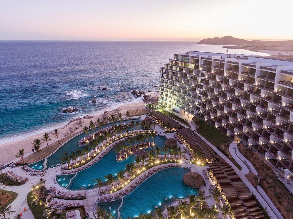 Los 10 Mejores Hoteles Todo Incluido en México 7 resort con piscinas y playa en cabo