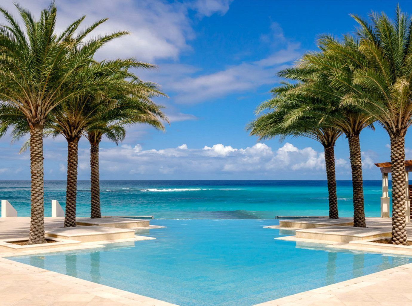 Infinity Pools o Piscinas Infinitas, todo lo que necesitas saber 16 Piscina infinita en el Zemi Beach House Resort And Spa de Anguila