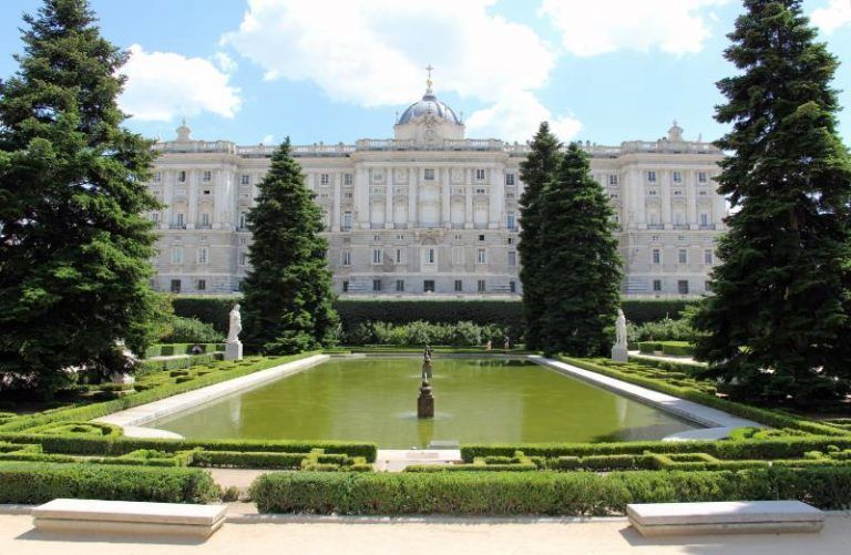 Que hacer hoy en Madrid gratis 2024 29 jardines sabatini en madrid