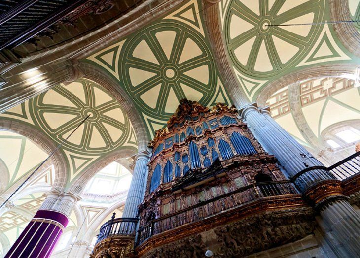 16 cosas que ver en Ciudad de México, Guía de Viaje 4 Catedral Metropolitana de la Ciudad de México