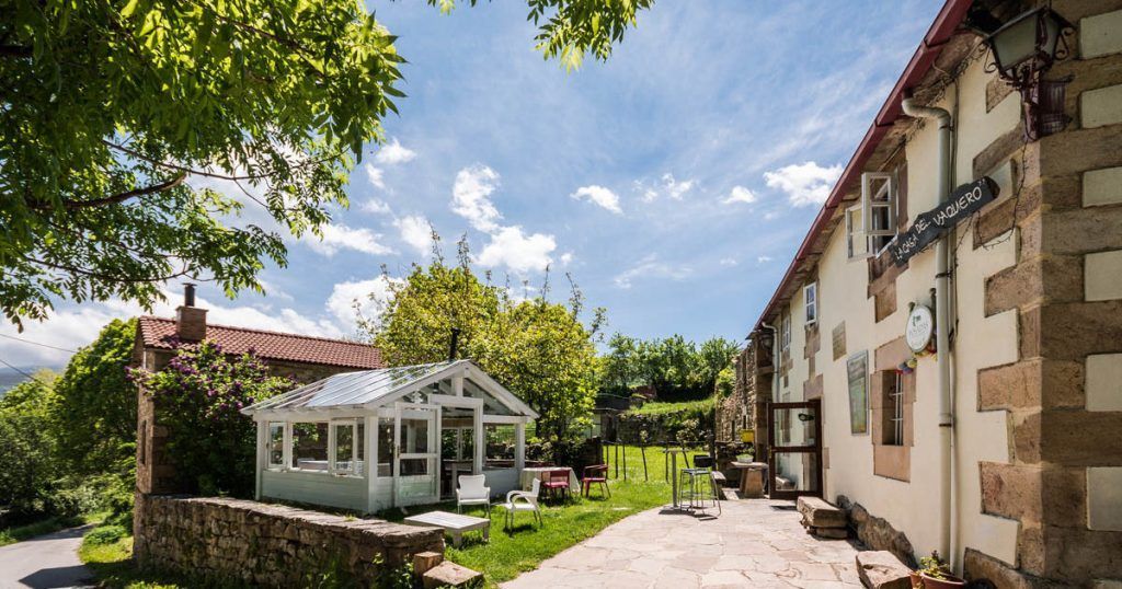 8 Hoteles baratos en el norte de España que te dejarán boquiabierto 8 alojamientos baratos en el norte de España