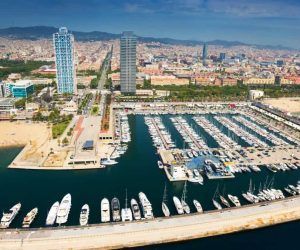 Mejores Paseos en Barco en Barcelona 2024 – TODAS LAS OPCIONES y opiniones