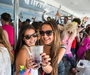 La MEJOR Boat Party Barcelona 2025 – Precios y INFO