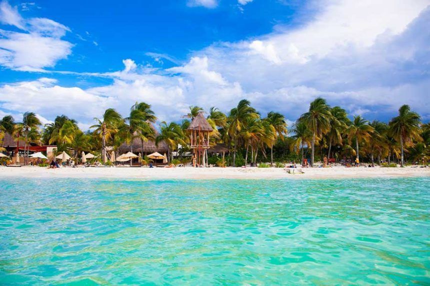 isla mujeres desde el mar