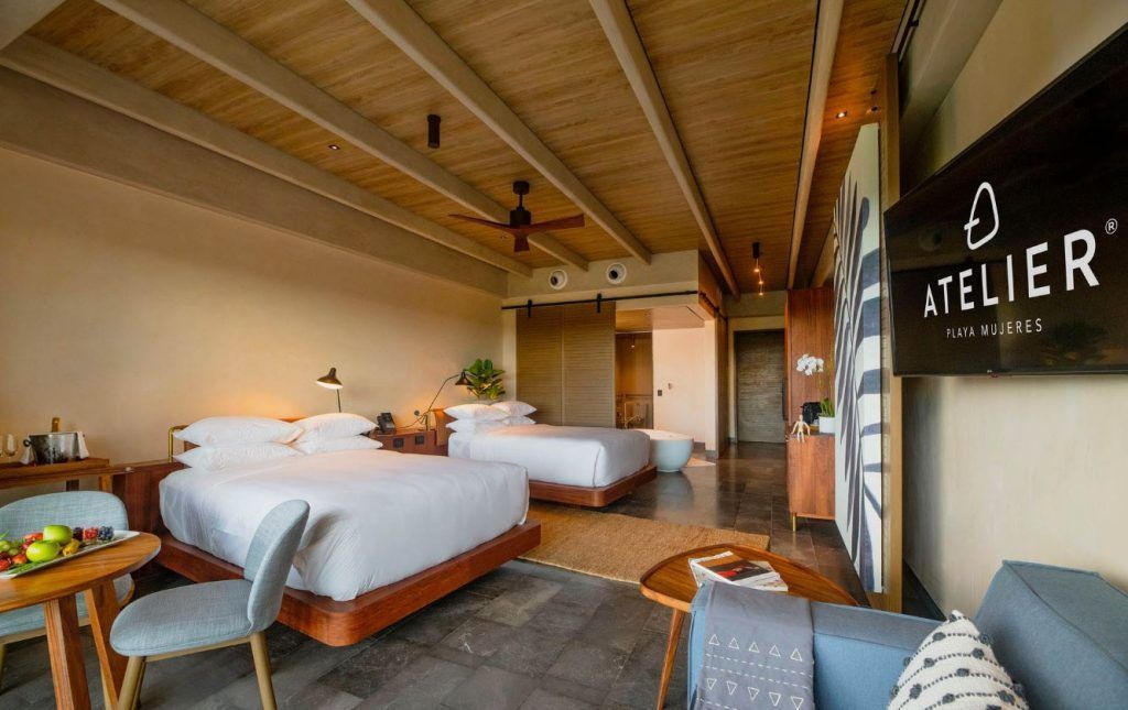 hotel lujo playa mujeres