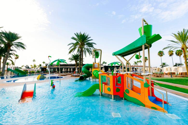 Los 14 mejores hoteles familiares en Gran Canaria 2023 13 HD Parque Cristobal, Playa del Ingles, es uno de los mejores hoteles familiares de Gran Canaria