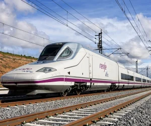 La aventura española: viaja en tren Barcelona-Madrid y descubre los encantos de Madrid y Valencia