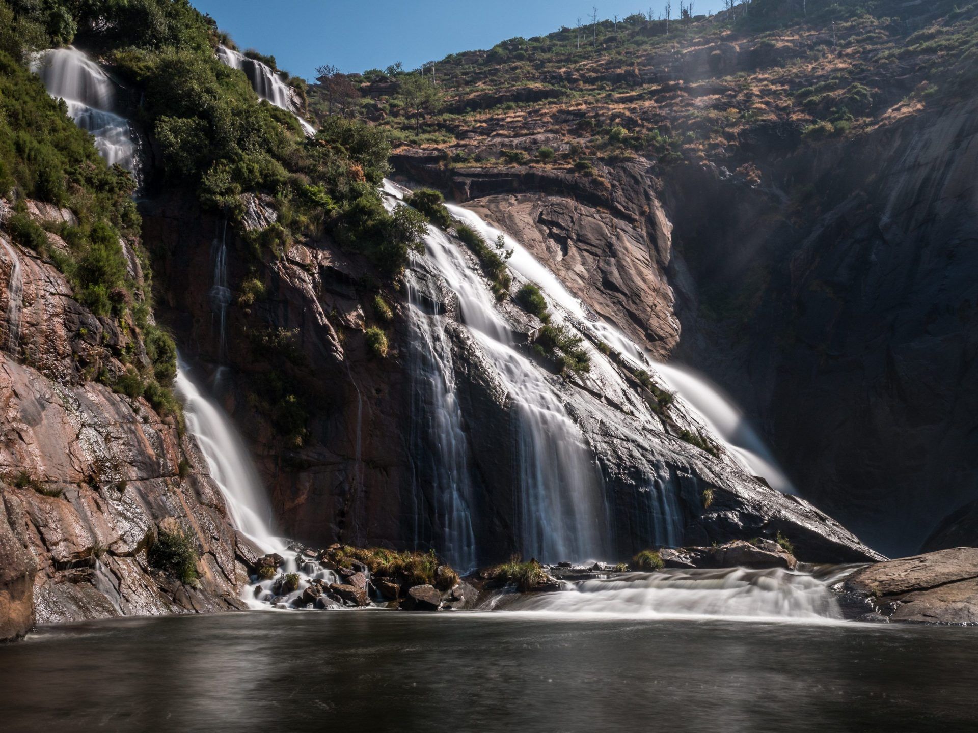 Descubrir Galicia en Verano 6 Cascada de Ézaro