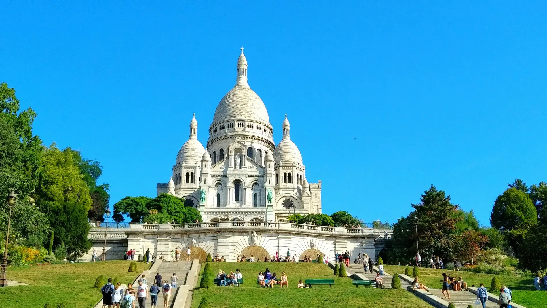 Los mejores edificios y monumentos de Paris 4 Montmartre y la Basílica del Sagrado Corazón
