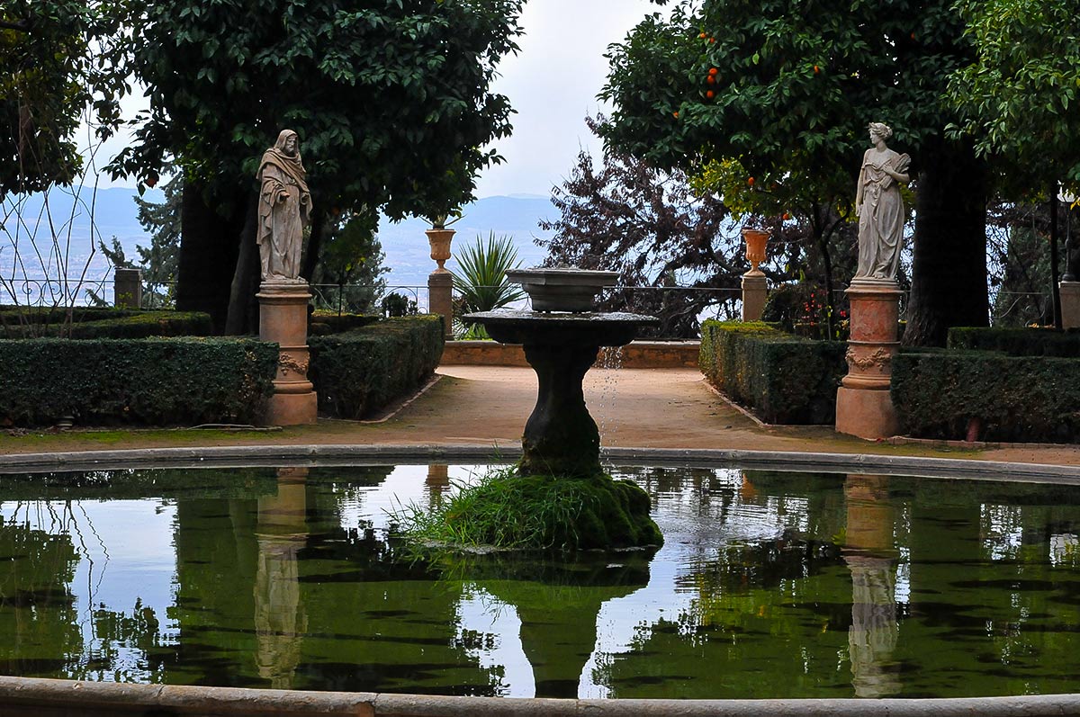 La Alhambra de Granada y otras joyas ocultas 6 El Carmen de los Mártires Un Jardín Secreto