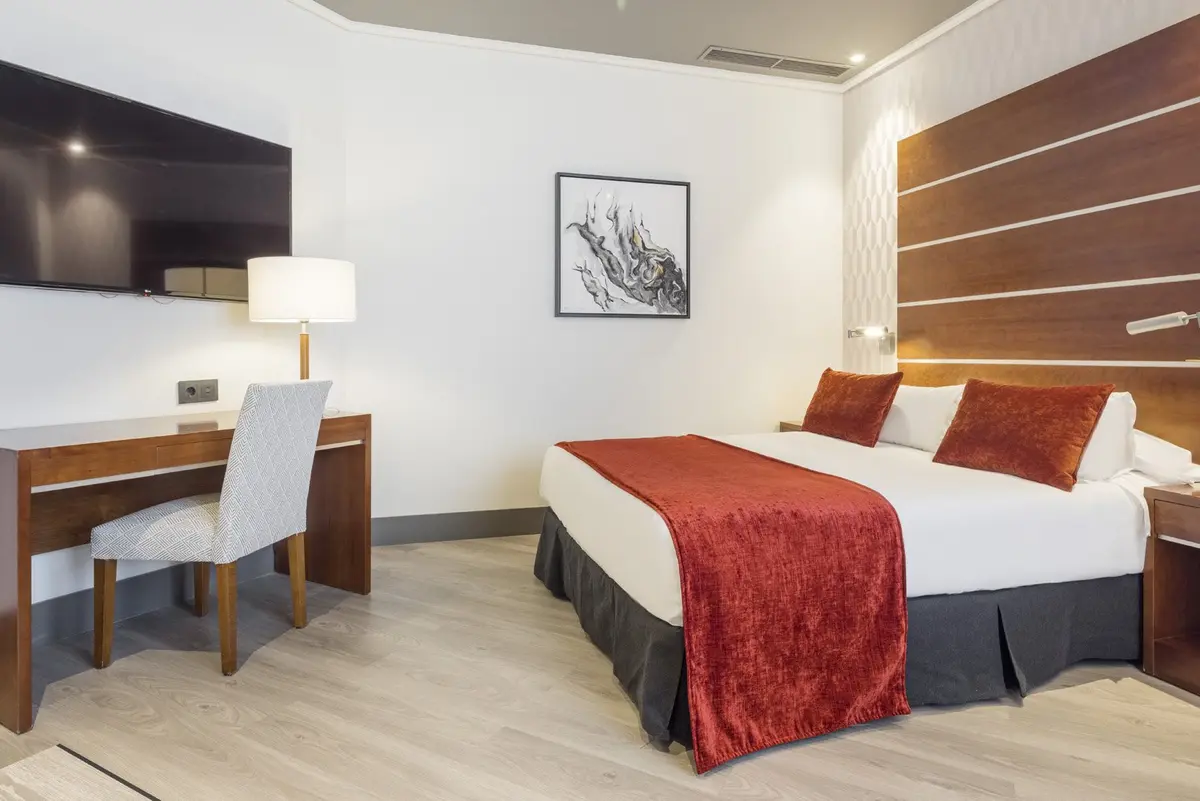 Experiencia en el ILUNION Alcora: Un Hotel de Lujo en San Juan de Aznalfarache, Sevilla 4 Detalles de Lujo en las Habitaciones