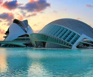 Consejos para Viajar a Valencia: Guía Completa para una Experiencia Inolvidable
