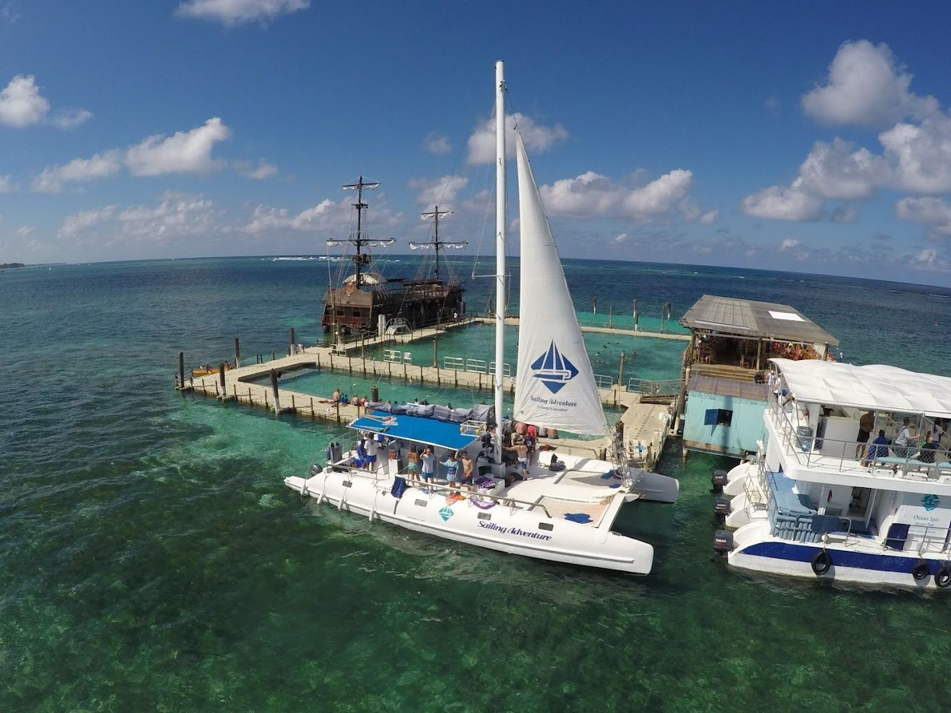 Explora los Tesoros Submarinos con las Mejores 4 actividades en Punta Cana 3 Tour en Catamarán en Punta Cana