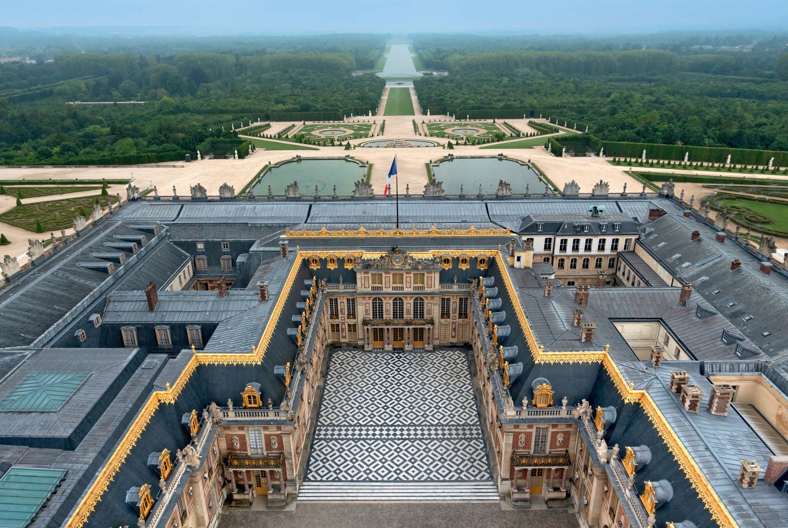 4 Destinos para Cuatro Alojamientos Recomendados 6 Versailles
