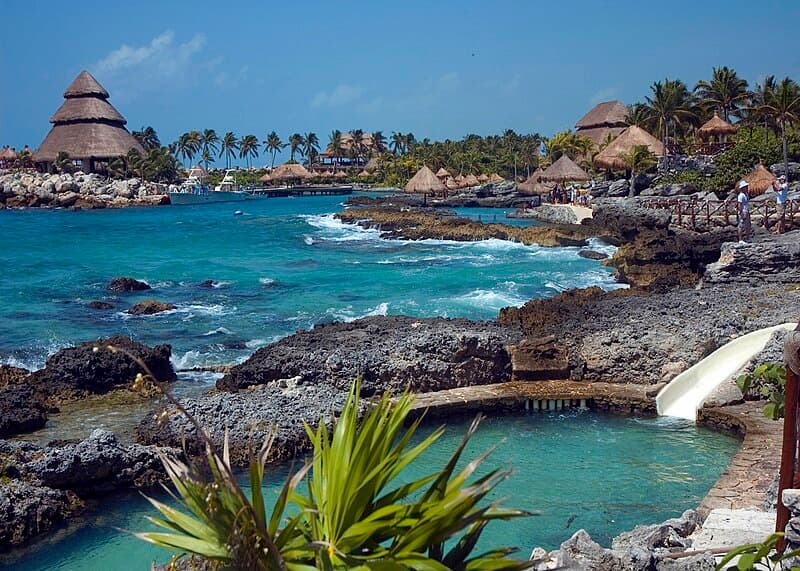 Descubre el Parque Xcaret en Riviera Maya 3 3. Explorar la Biodiversidad de México